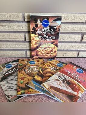 Pillsbury Cookies Brownie & Chocolate Galore! Boxed Recipe Set - Chocolate Lover